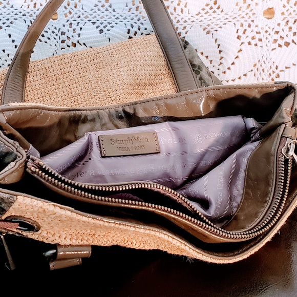 Vera Wang Bag - Picture 4 of 5